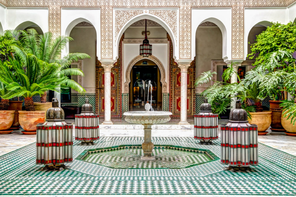 the beautiful mosaic fountain in the resort that was a movie locations for the mummy and which you can travel to with Jaya Travel & Tours.