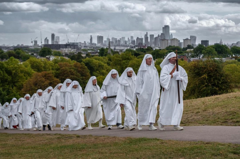 This image of the Druid order walking up a hill to perform a ritual in London, England is featured in the Jaya Travel & Tours blog article, "Where to Observe the Autumn Equinox," with credit to @the_druid_orderon ig.