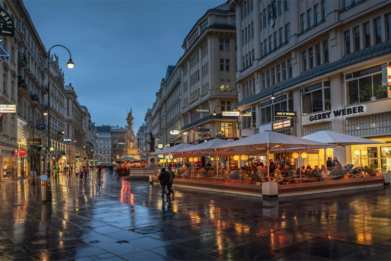 Austria: Culturally radiant, Austria blends classical and modern heritages flawlessly designed to add that extra thrill to your usual vacation mood.