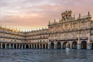 Spain-and-Portugal-Fiesta-Tour-Plaza-Mayor-Salamanca-Day-3-300x200 - Jaya Travel & Tours