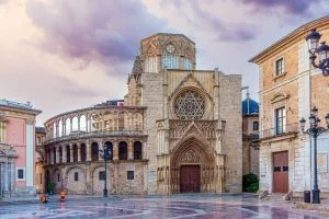 Spain-and-Portugal-Fiesta-Tour-Valencia-Cathedral-Day-9-300x200 - Jaya Travel & Tours